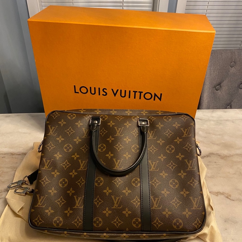 Louis Vuitton Porte-Documents Voyage PM Monogram